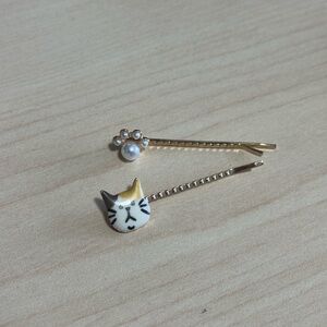 Cute Cat and Paw Hairpins